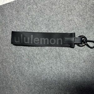 Lululemon Never Lost Keychain Black